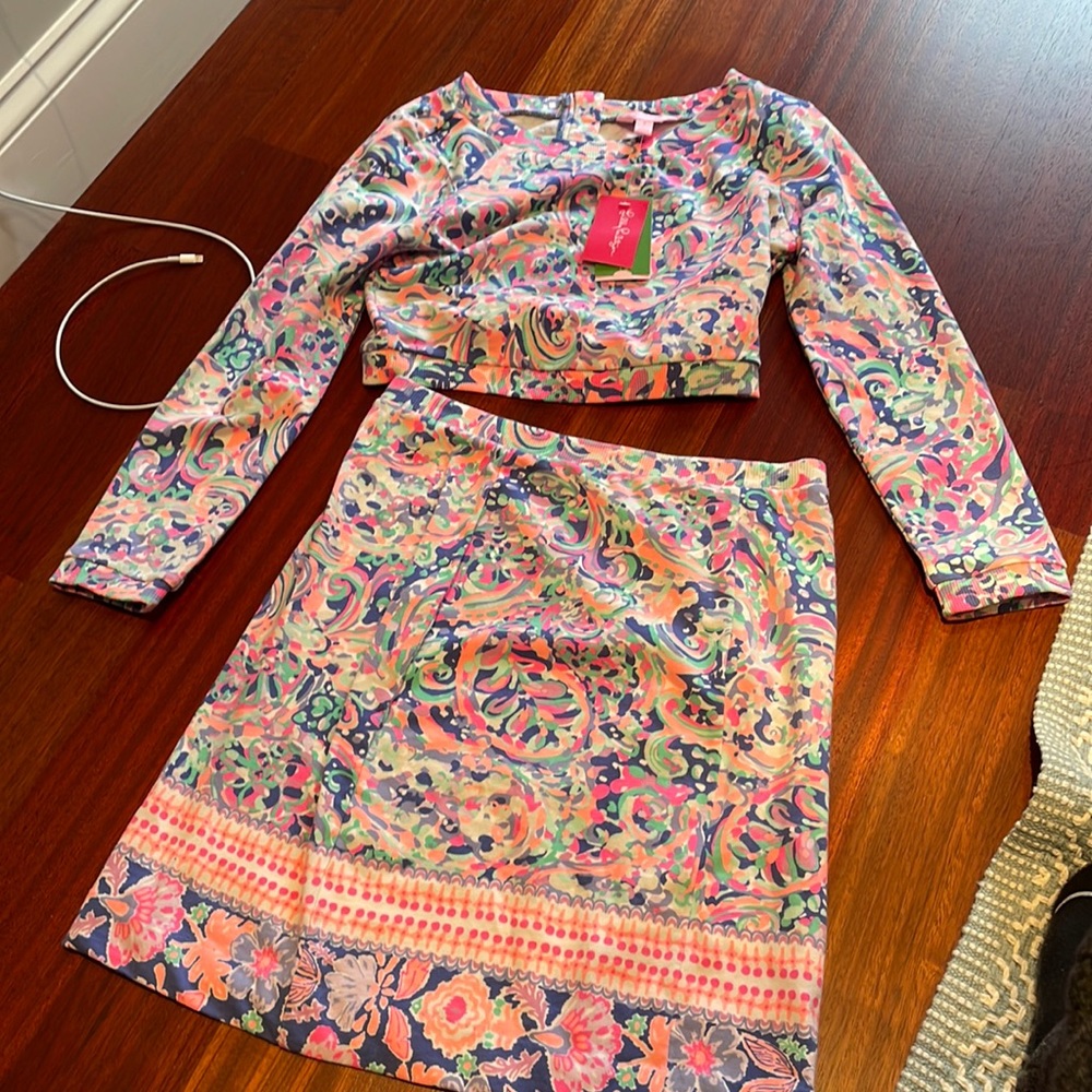 Lilly Pulitzer Skirt and Long Sleeved Top. never Worn with tags. Size: S